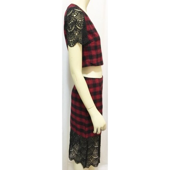 Tobi Small Red Plaid & Lace Skirt and Top Set NWT - Picture 2 of 8